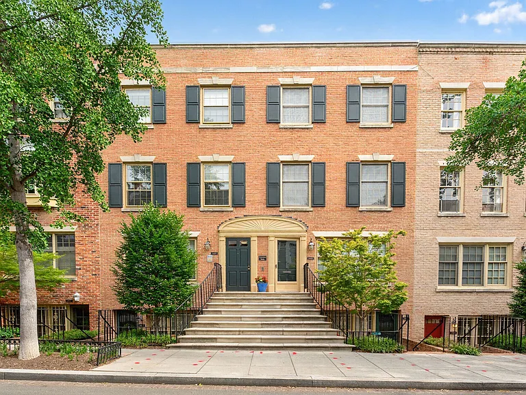 1835 Corcoran St NW #C — Photo 1