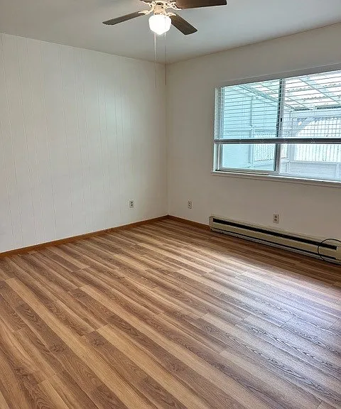 205 Cedar St — Photo 1