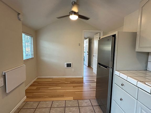 4th image of 498 S Willard Ave APT A