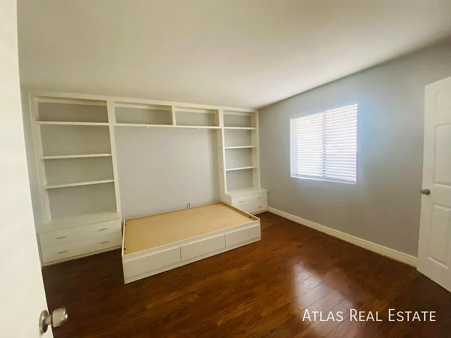 Spacious North Phoenix Condo | Dual Primary Suites | 2 Patios | Community Pool — Photo 3