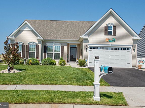 2nd image of 28046 Hatteras Dr