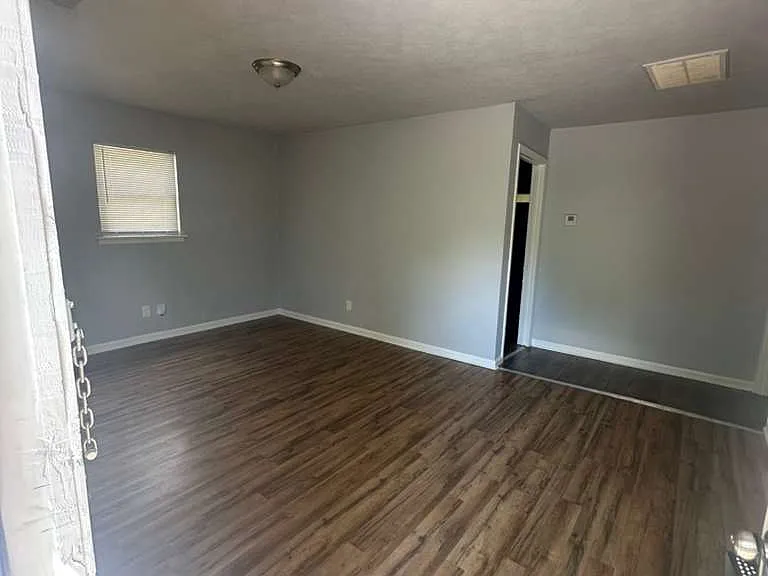 533 Branham Ave SW — Photo 25