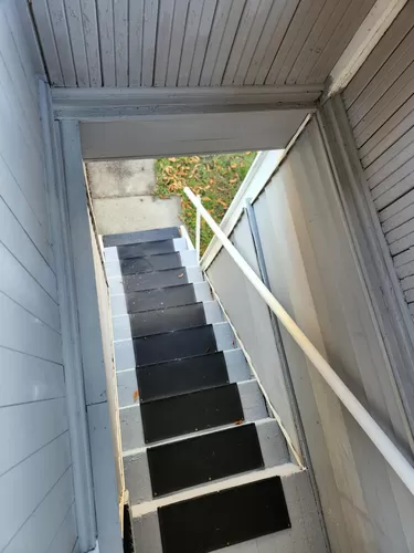 Stairs to parking - 734 W Jackson Ave #2