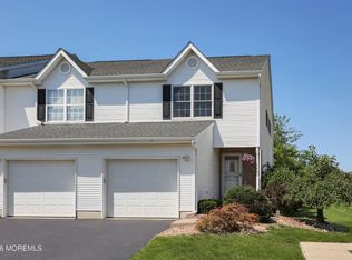40 Lenny Court, Matawan, NJ 07747