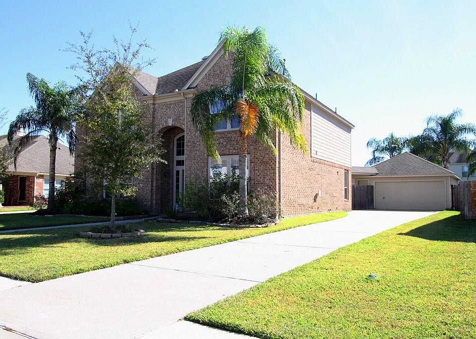 1st image of 2907 Grand Shore Ct