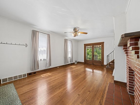 5th image of 361 Avenue F