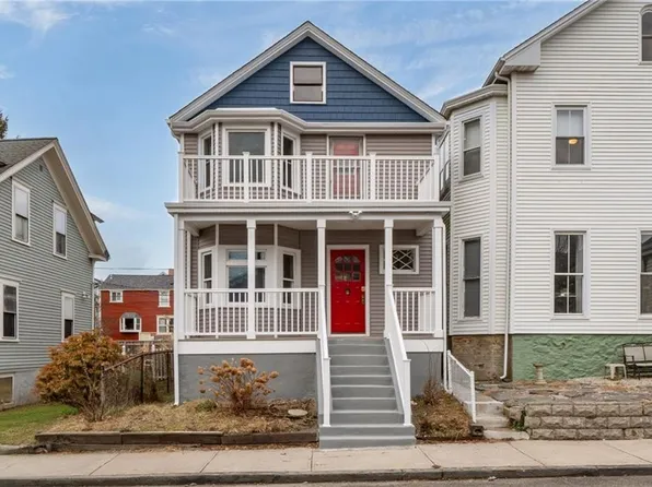 11 Bayview Ave, Newport, RI 02840