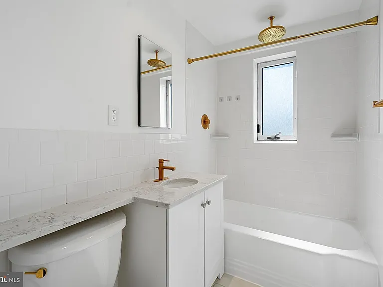 2500 Q St NW #424 — Photo 9