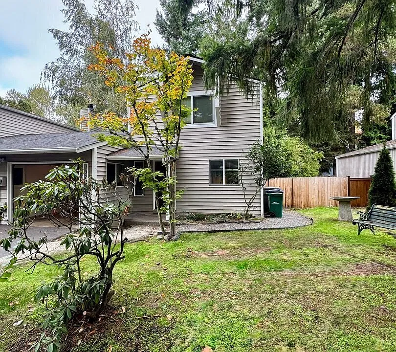 12722 100th Ave NE