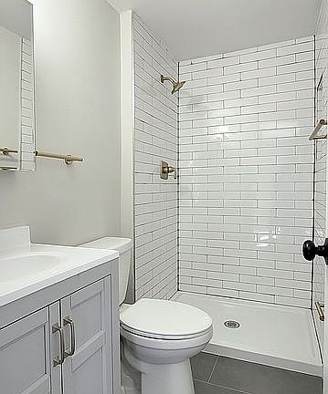 4th image of 16 Dandridge Dr