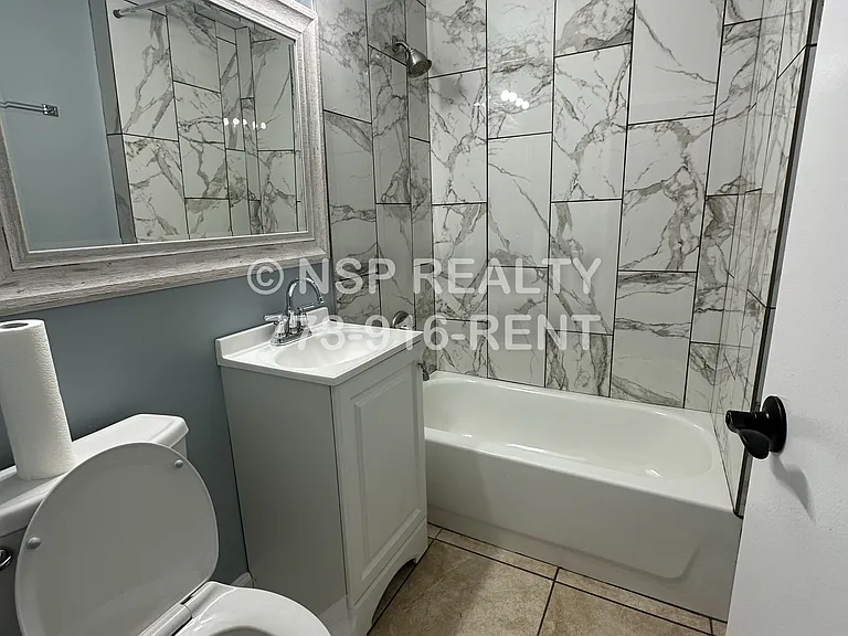 1360-9 W Touhy Ave #109 — Photo 3