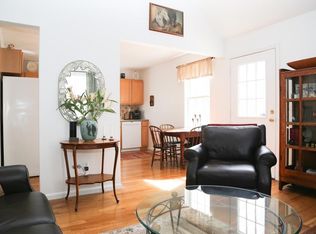 25 Fairway Cir, Hope Valley, RI 02832
