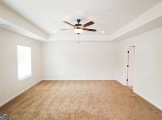 4 Dewey Rd, Lilburn, GA 30047