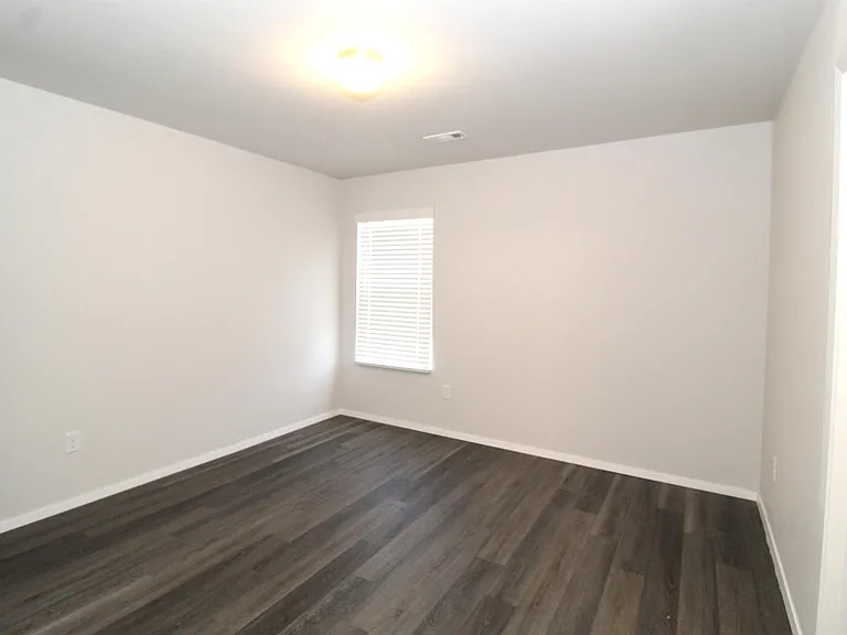 3321 Gulley Ln — Photo 16