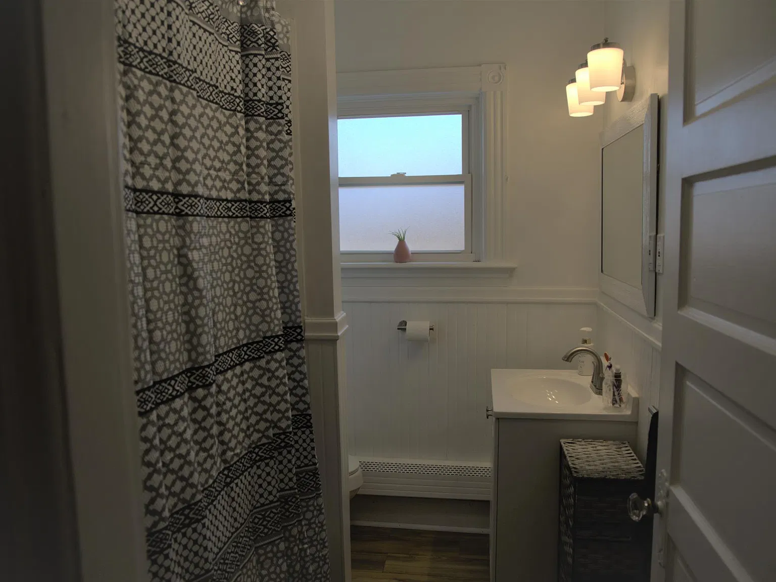 126 Saratoga Ave — Photo 4
