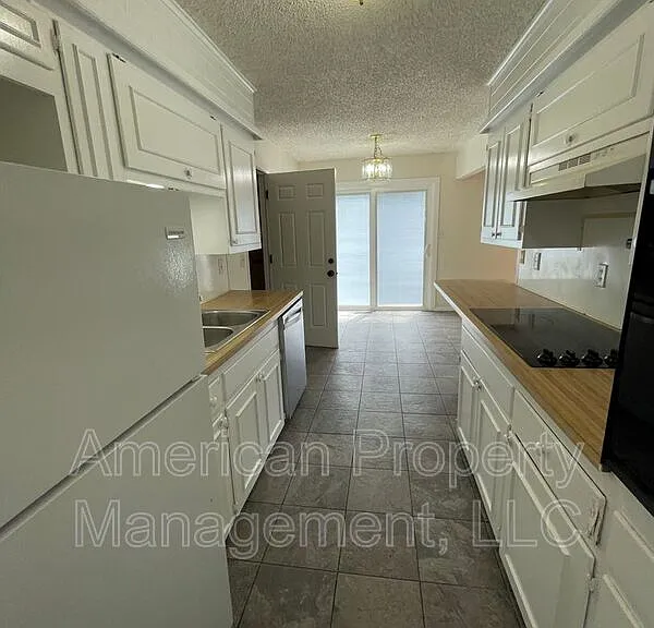 2907 S 67th East Ave — Photo 7