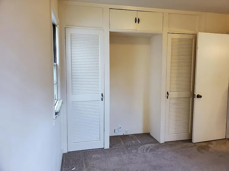 6015 N Shoreland Ave #3 — Photo 11