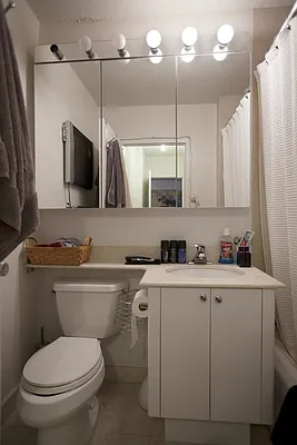 Rented by Avenues Real Estate | media 6