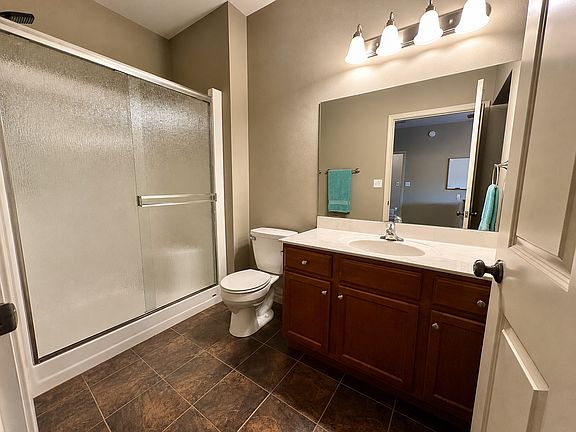 5th image of 1412 Karen Dr #A