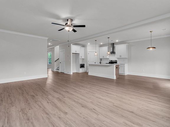 5th image of 428 Wildflower Rd