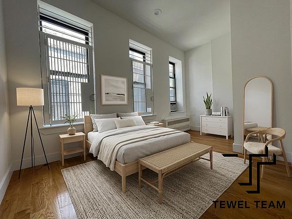 2nd image of 2067 Adam C Powell Blvd #5DD