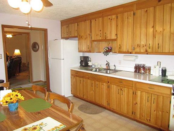 4th image of 6672 Kimberly Dr