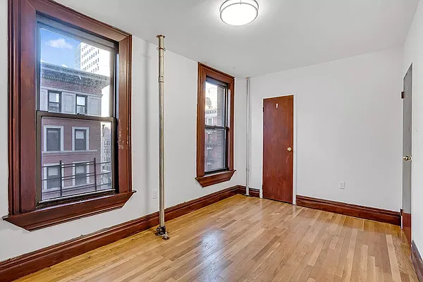 Rented by Compass | media 6