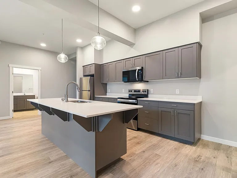 City Gate Apartments — Photo 83