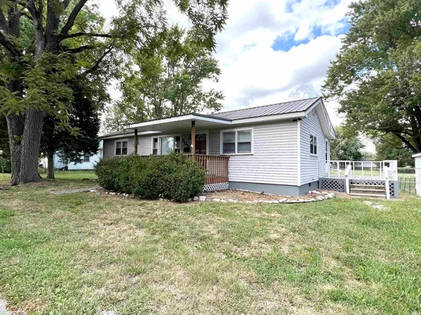 305 Dubois St, Lawrenceville, IL 62439