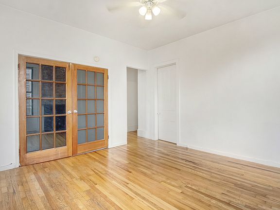 2nd image of 201 E 82nd St #4Z