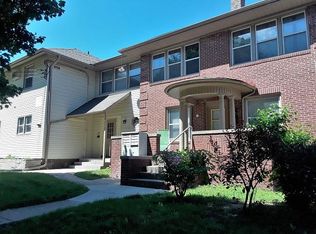 401 S Dodge St #3, Iowa City, IA 52240
