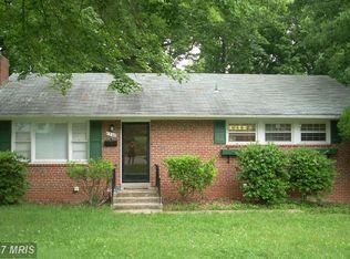 5500 Inverchapel Rd, Springfield, VA 22151