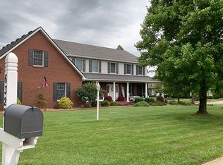 6322 Venice Dr, Newburgh, IN 47630