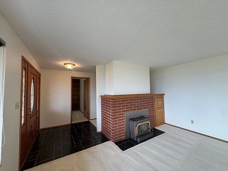 927 S 294th Pl — Photo 3