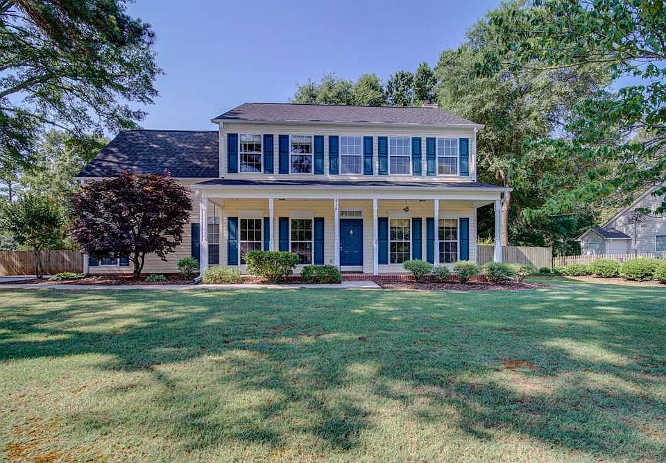 1st image of 416 Ashley Oaks Dr