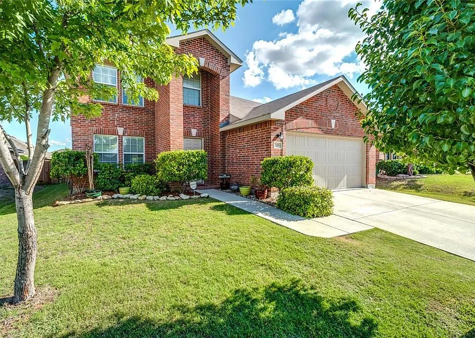 329 Amethyst Dr
