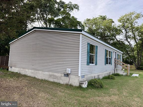 3rd image of 6707 Sharptown Rd