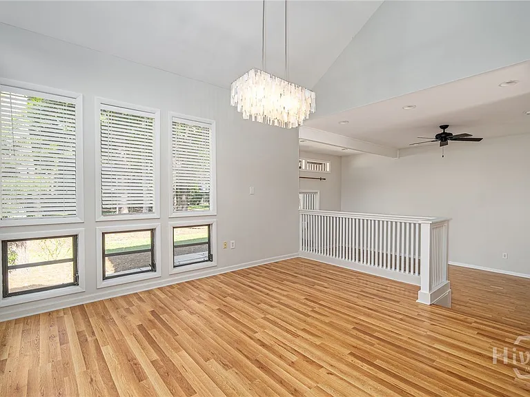 28 Dame Kathryn Dr — Photo 11