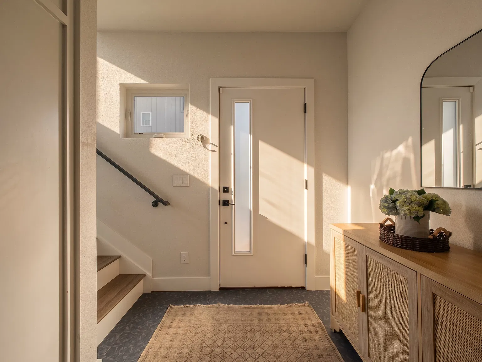 2 bed, 1302 sqft, $3,500 — Photo 4