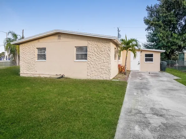 5 W Clermont Ct, Fort Myers, FL 33916