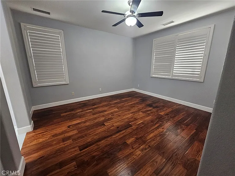 34237 Aurora Ct — Photo 8
