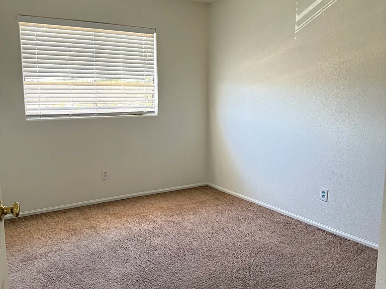 12402 W San Juan Ave — Photo 6