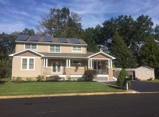 834 Lincoln St, Red Bank, NJ 07701