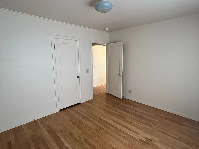 533-535gst — Photo 14