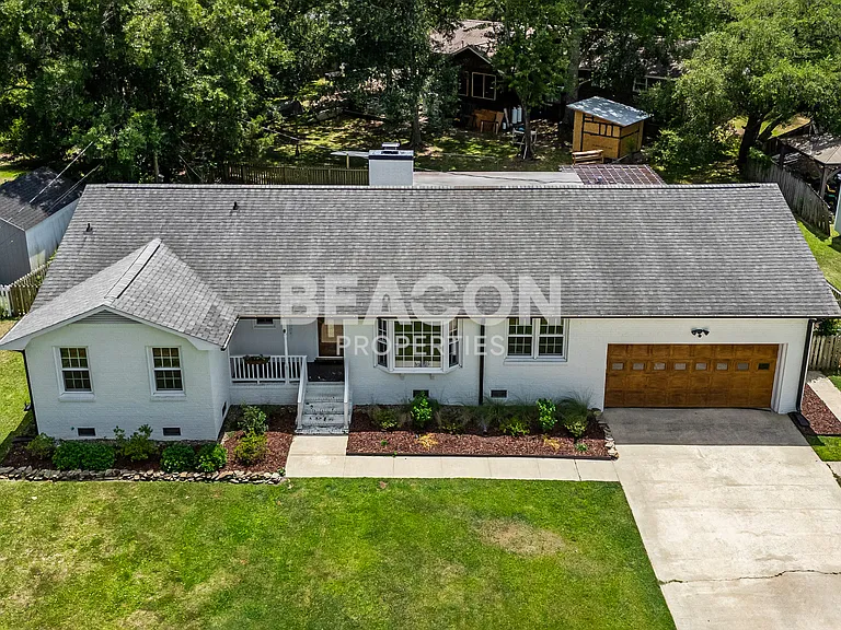 406 W Blackbeard Rd — Photo 16