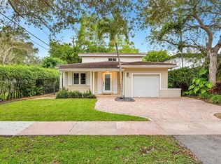 6918 Barquera St, Coral Gables, FL 33146