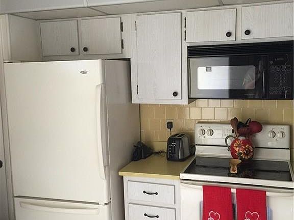 5th image of 1057 Forest Lakes Dr APT 301