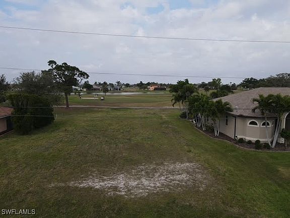 5th image of 1520 NW 28th Ave