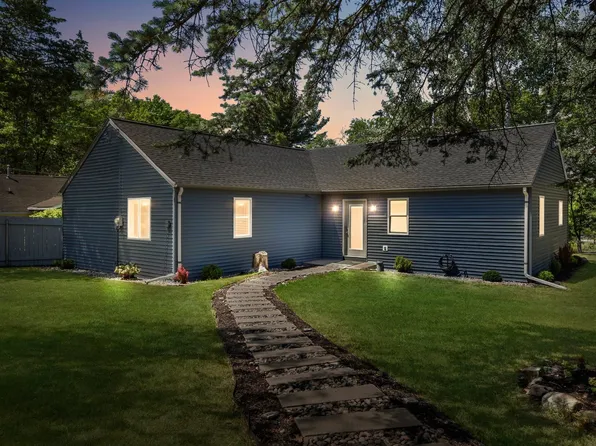 W10706 County Road V, Poynette, WI 53955