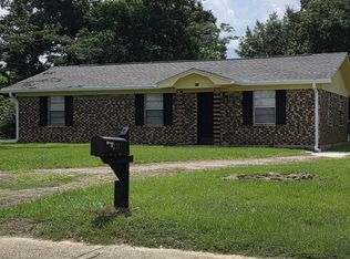 211 South St, Bay Minette, AL 36507